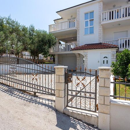 Villa Marina โอครูกกอร์นญี ภายนอก รูปภาพ