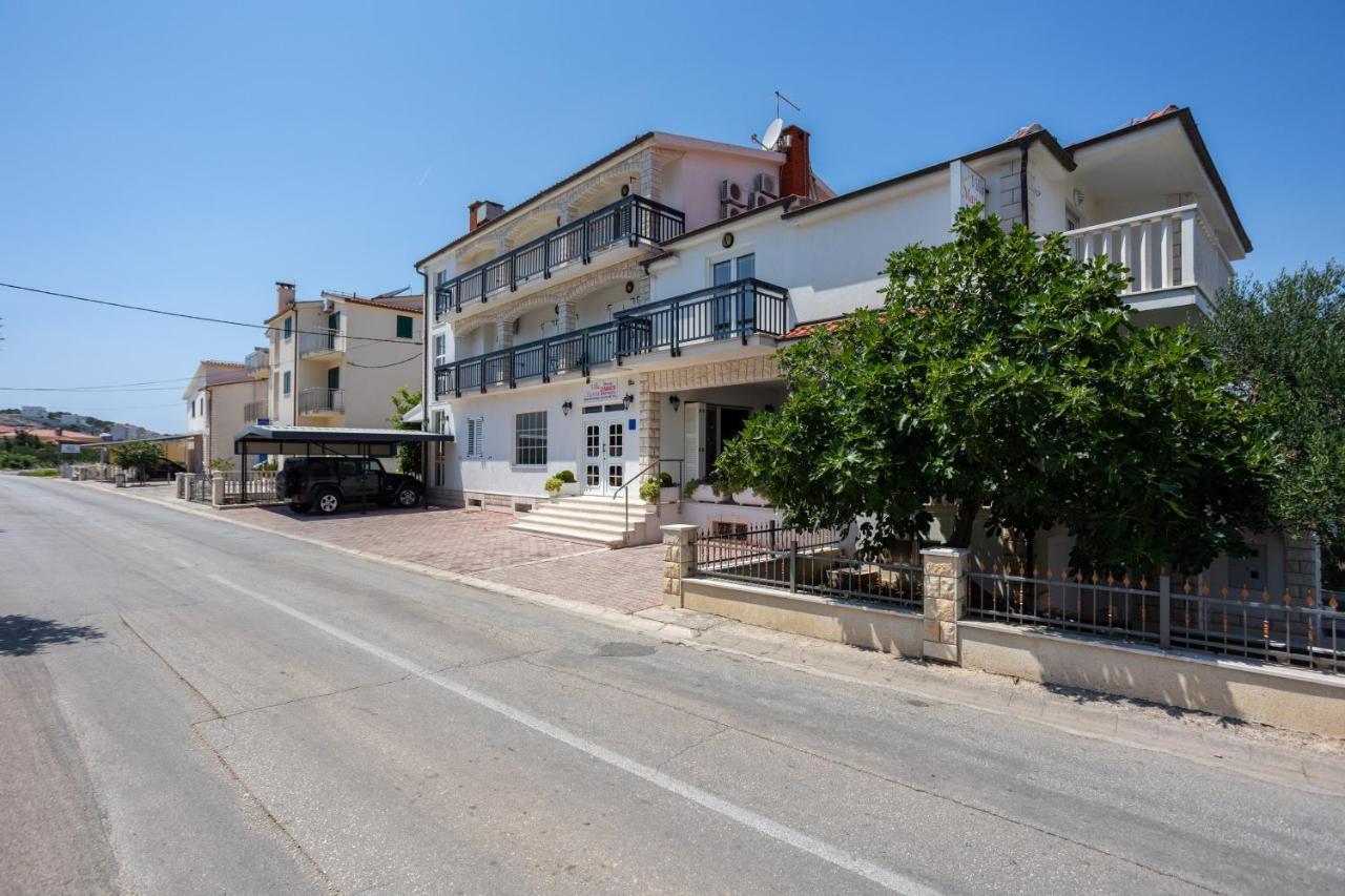 Villa Marina โอครูกกอร์นญี ภายนอก รูปภาพ